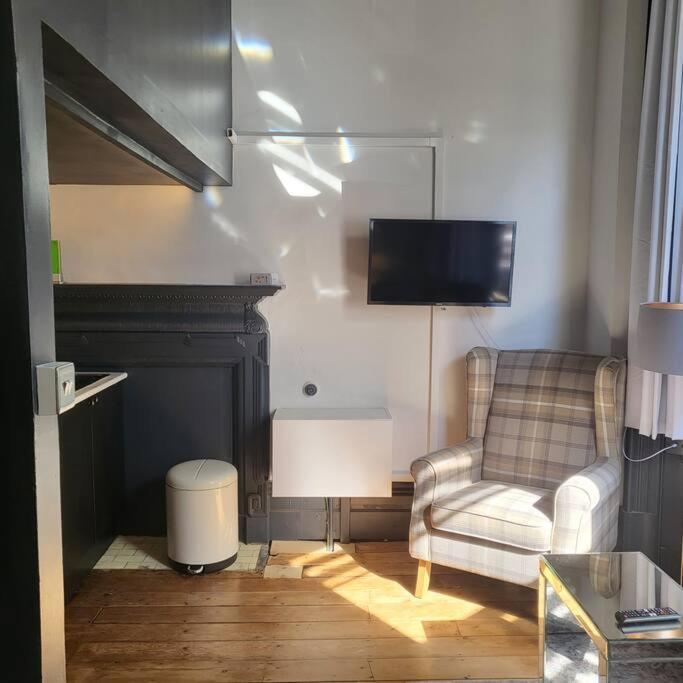 21 Mini Loft Apartment - Great Location - Comfy King Size Bed Brighton Exterior photo